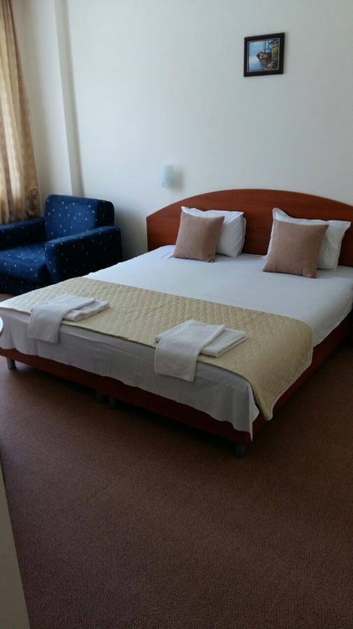 Family Hotel Diana 포마리 외부 사진